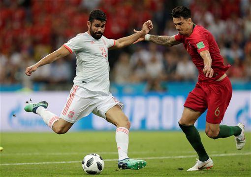 黄蜂官方：卡尔克布伦纳&康诺顿因伤本场不会回归